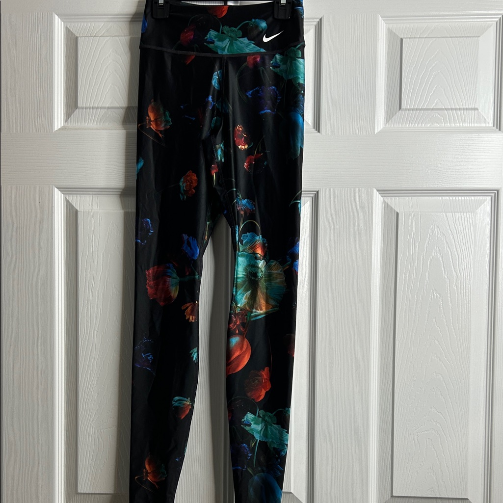 Nike Black Multicolor Floral Leggings Xs Dri Fit